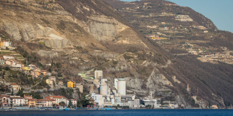 Frana di Tavernola monitorata, famiglie evacuate alla ‘Squadra’