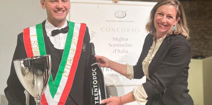 Carobbio: Stefano Berzi è il miglior sommelier d’Italia